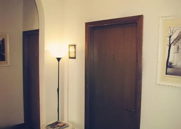 Oda ve Kahvaltı Claudia House Termini Roma