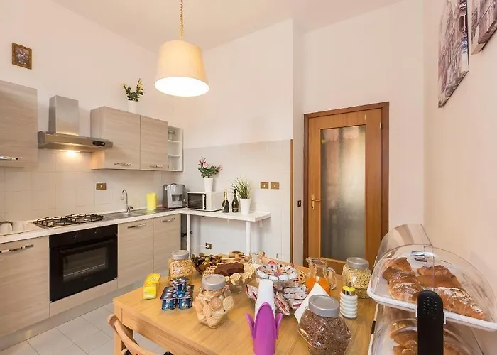 Oda ve Kahvaltı Claudia House Termini