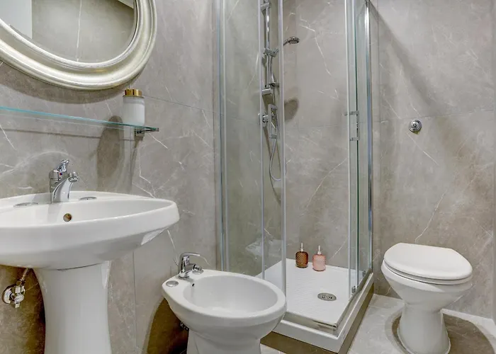 Oda ve Kahvaltı Claudia House Termini